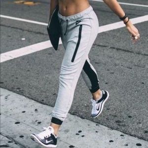 Nike Tech Fleece Joggers 😍